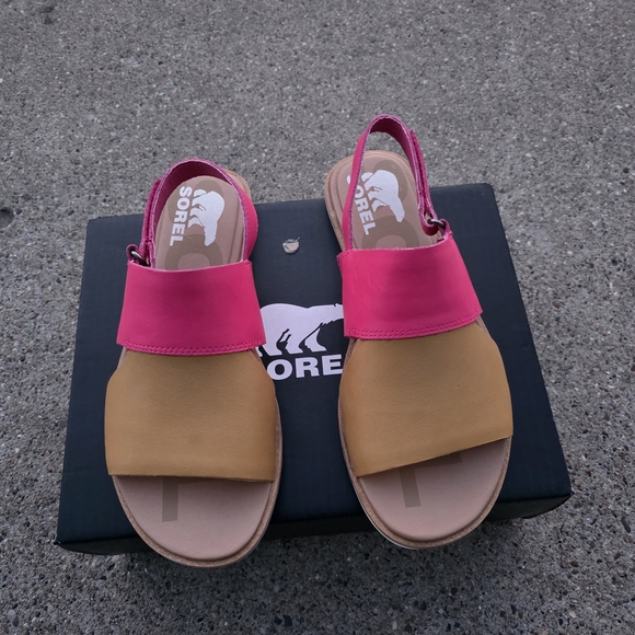 Sorel Shoes - Sorel Women's Pink and Tan Size 7  Sandals
